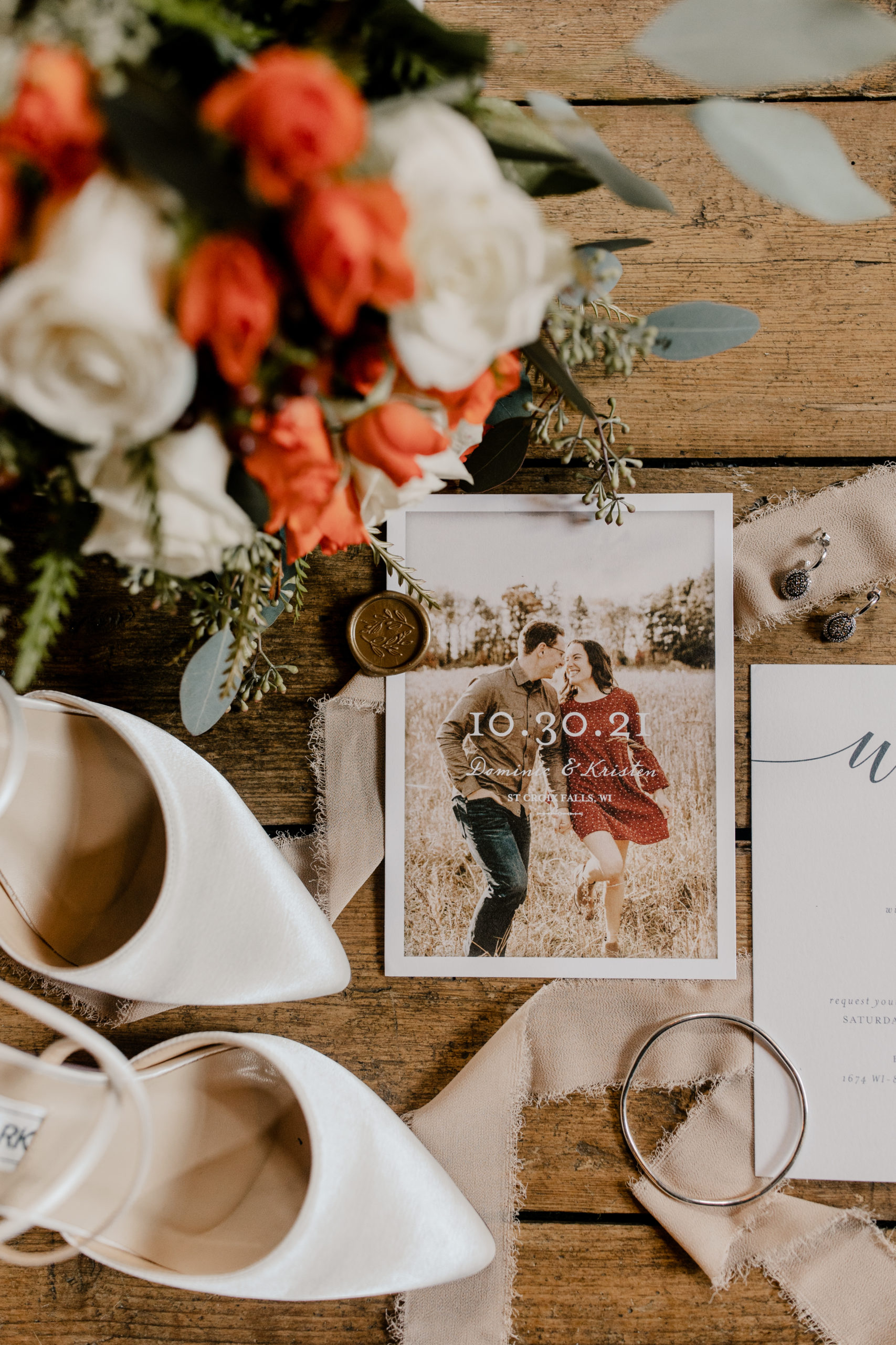 Fall flat lay and detail photos list for bride
